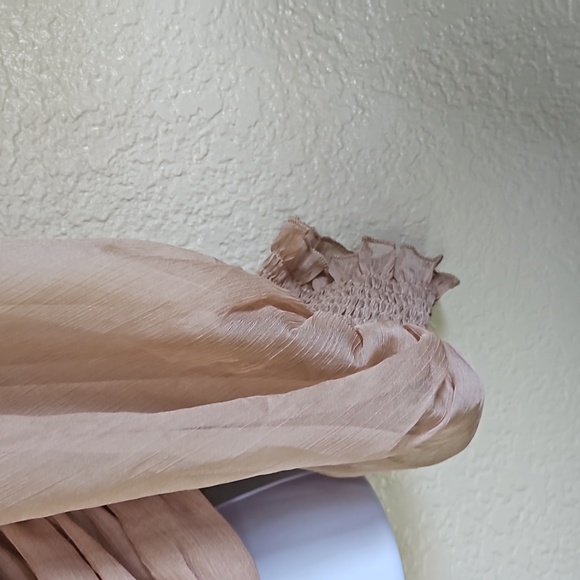 A.PEACH YOKE CROP TOP SIZE L - Picture 3 of 9